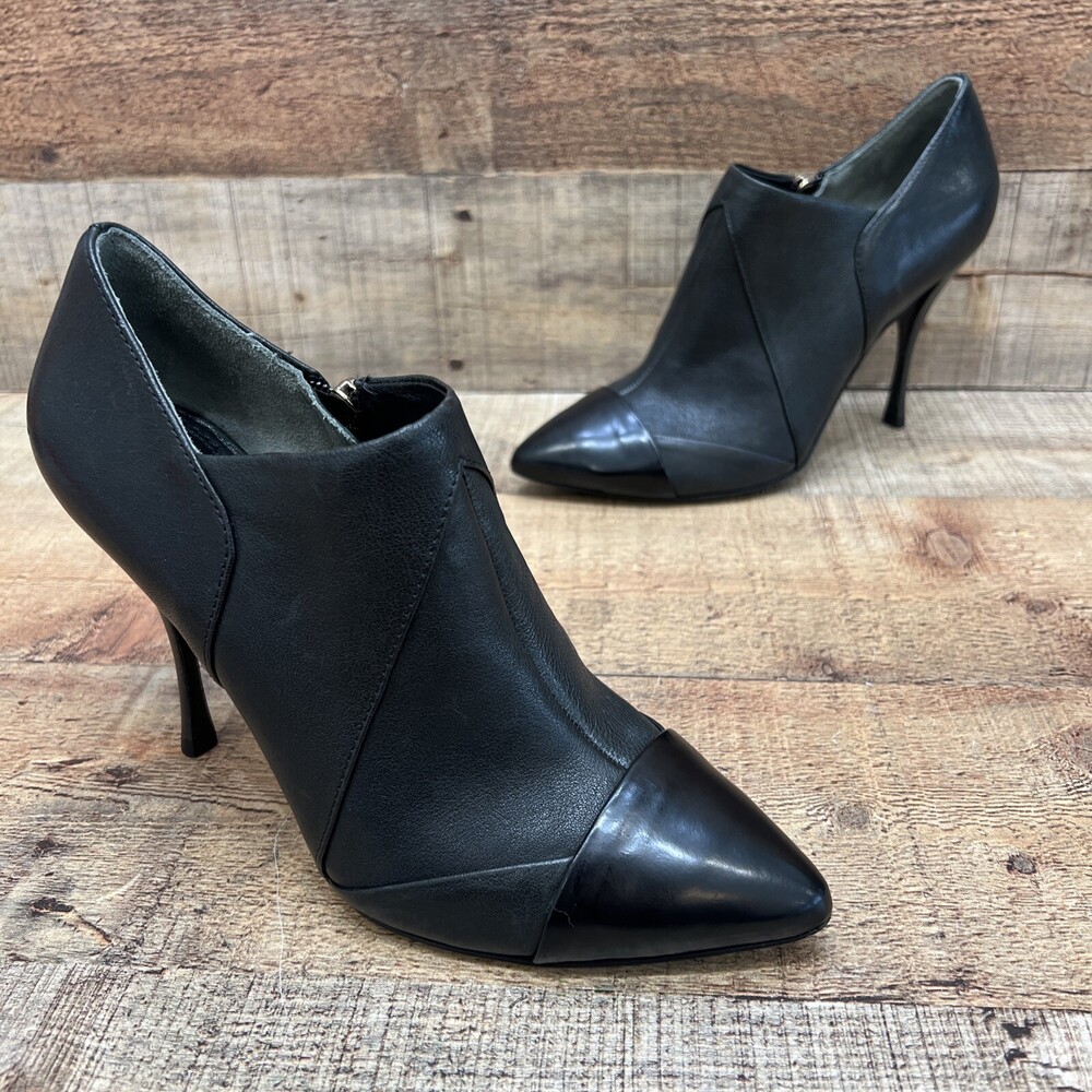 Tory Burch Womens Black Leather Side Zip Pump Heels Size 8 M